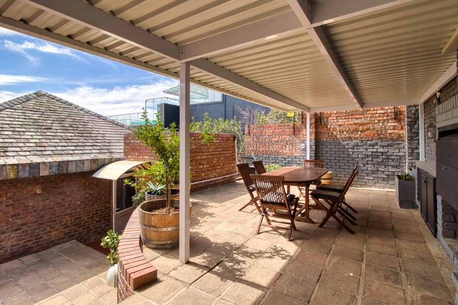 4 Bedroom Property for Sale in Gordons Bay Village Western Cape